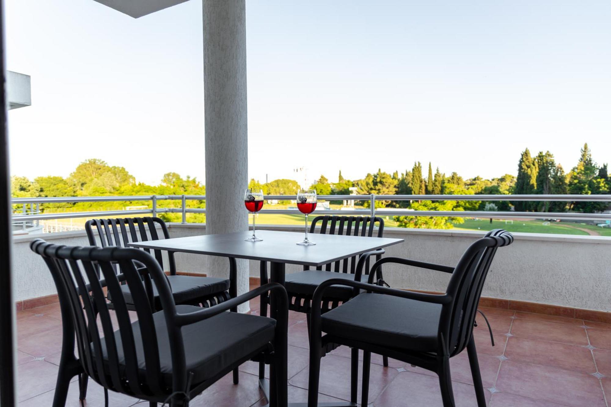 Apartments Gucci Ülgün Dış mekan fotoğraf